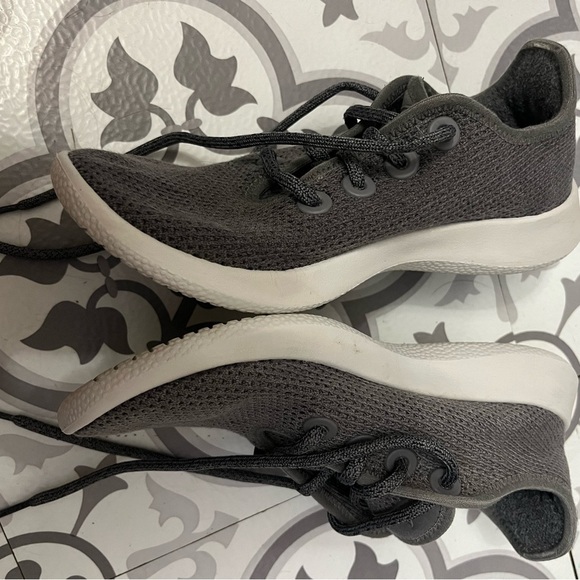Allbirds Women’s Trail Runners size 7 grey breathable, flexible, sustainable - Picture 9 of 10